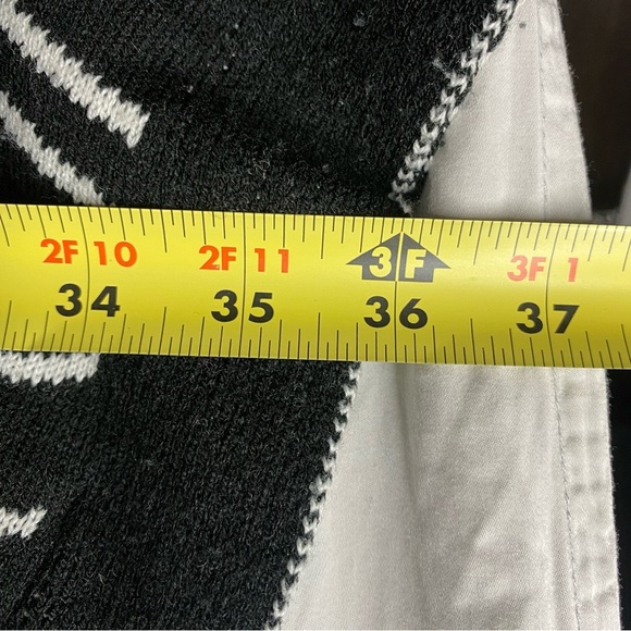 Hooded Open Poncho/Cape Relaxed Fit One Size Black & White Cabincore Boho Style - Picture 8 of 9